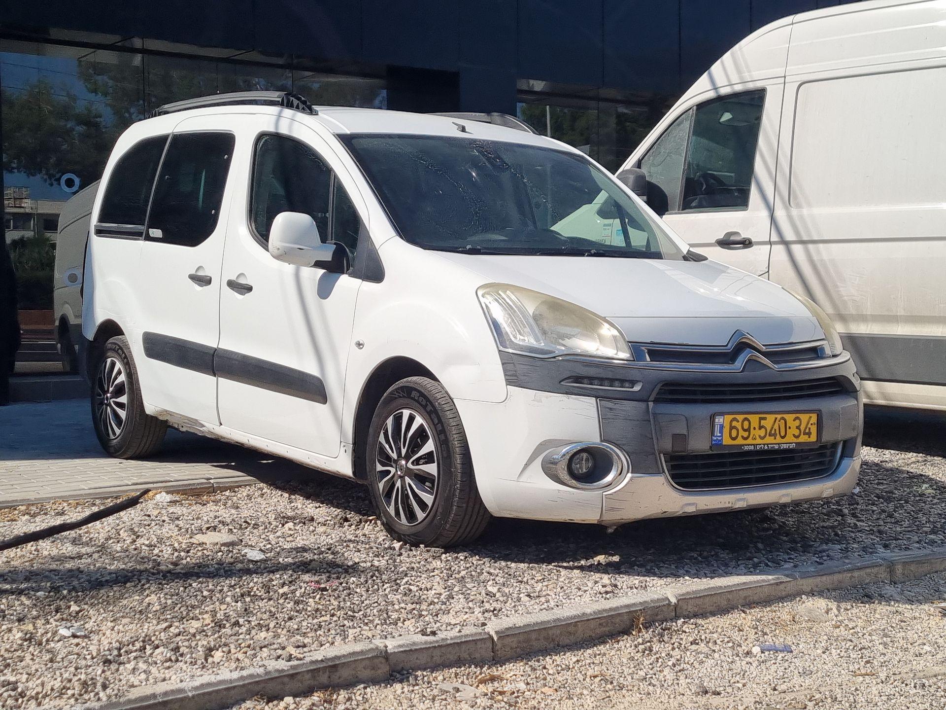 תמונה קדמית ימין