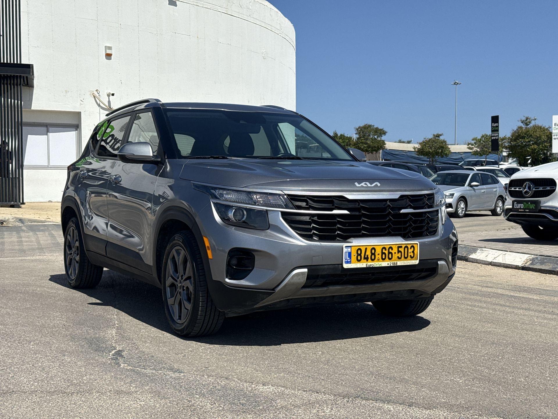 תמונה קדמית ימין